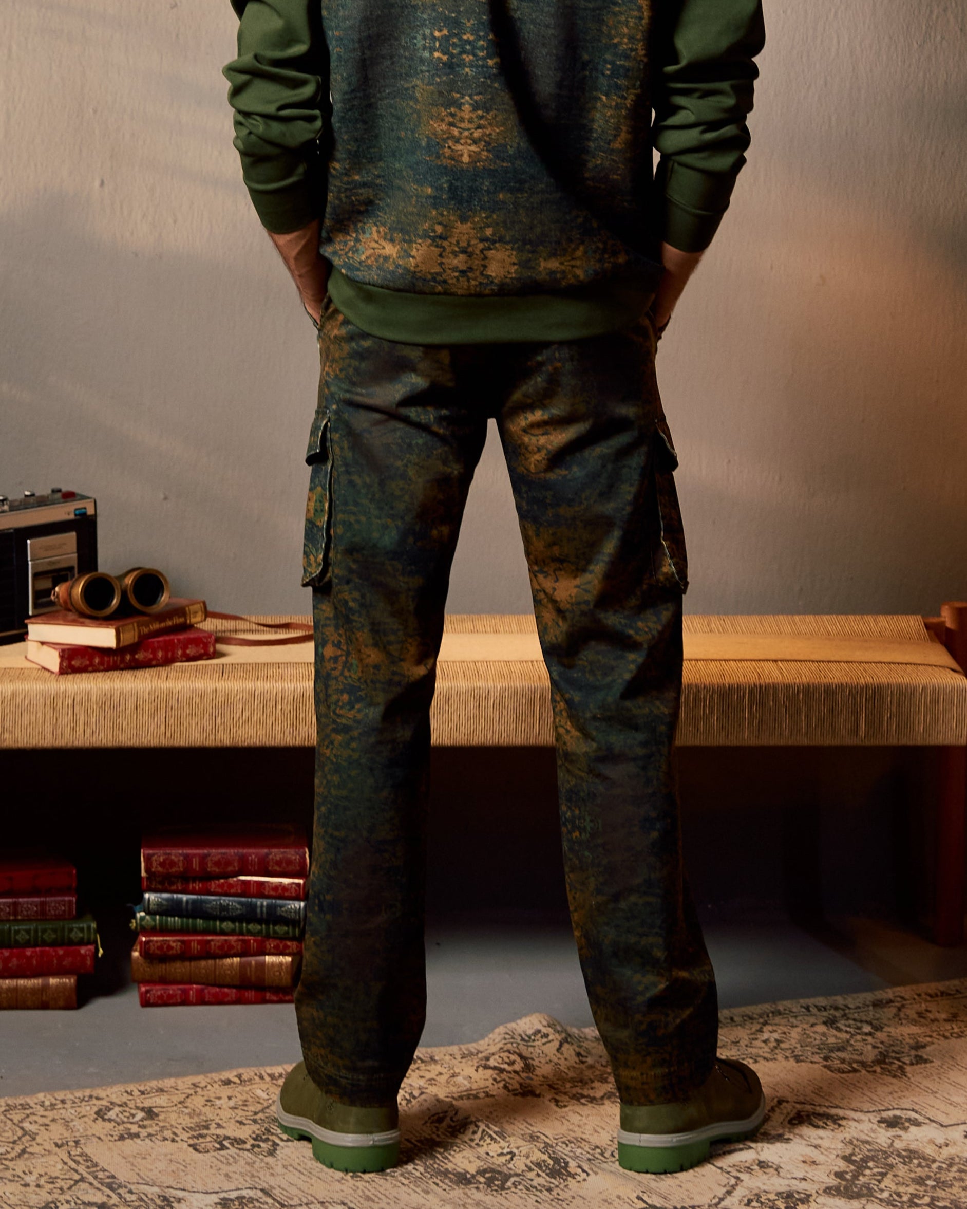 The Explorer Stealth - Men's Cargo in Camo