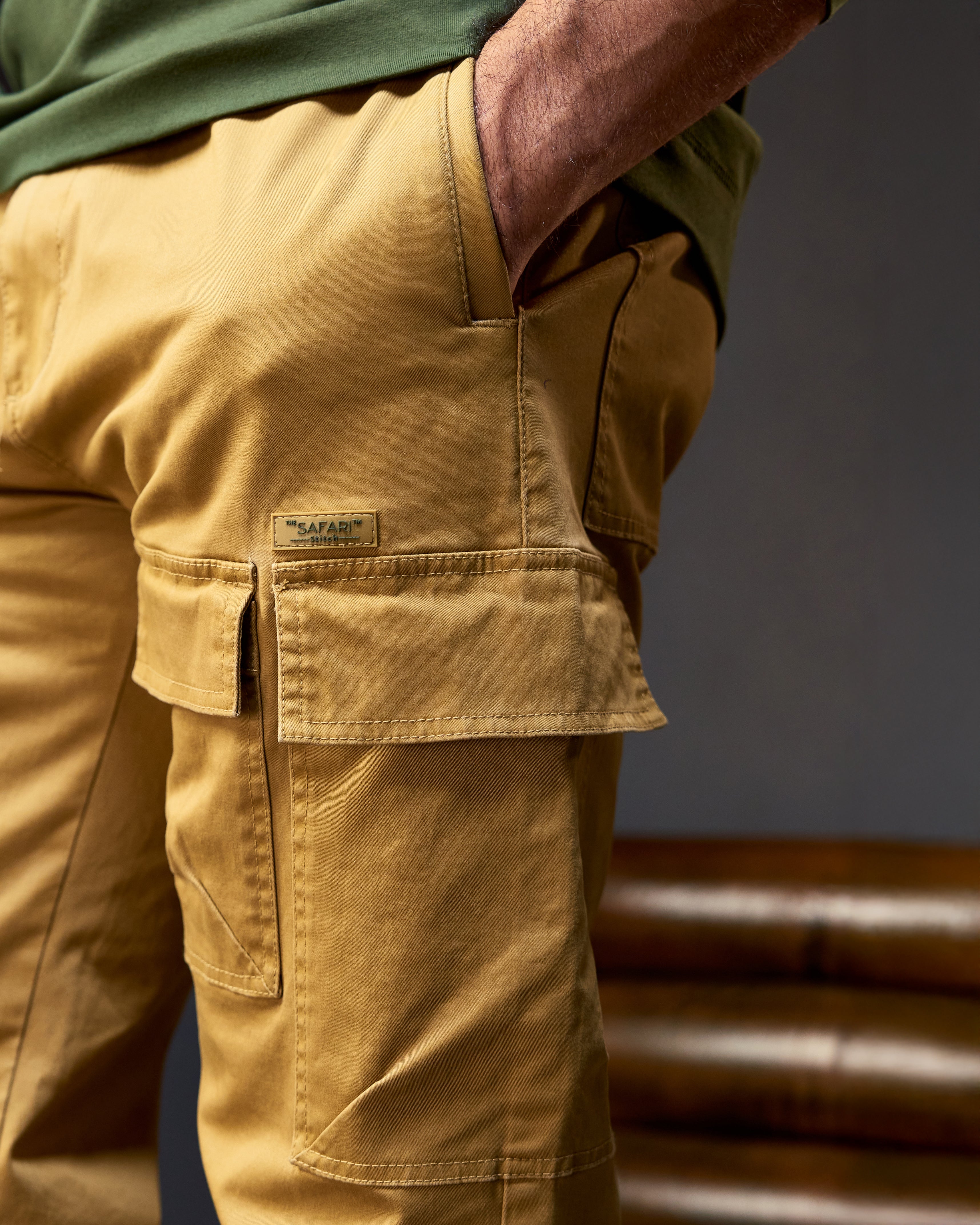 The Explorer Chino - Men's Cargo in Jungle Khaki