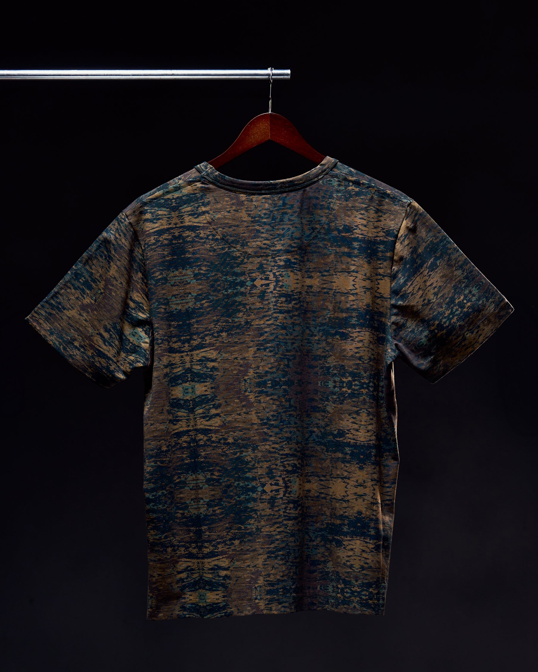 Tiger Track - Men's Safari Tee in Camo