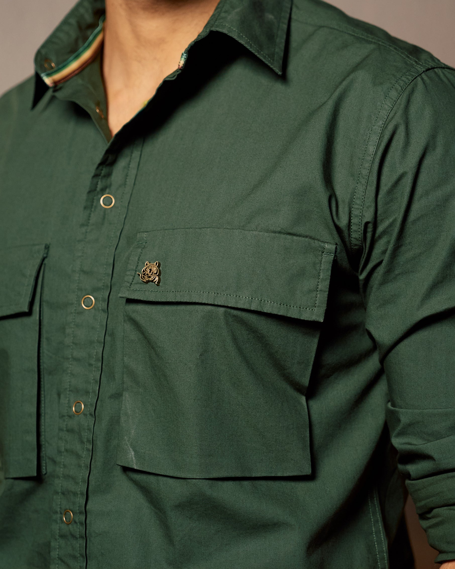 Panthera Air Vent - Men's Safari Shirt in Kombu Green
