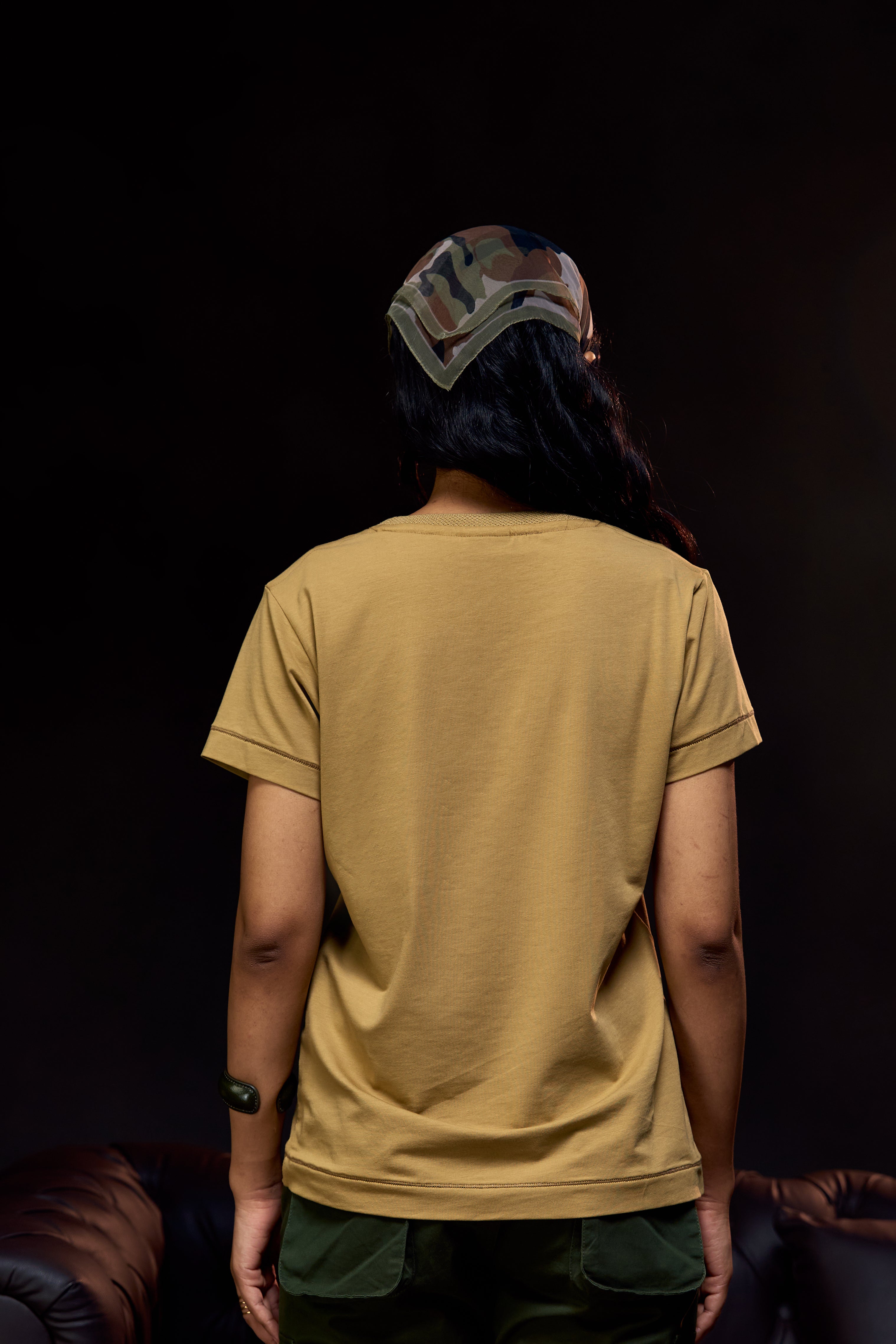 Gazing Tiger - Women's Safari Tee in Jungle Khaki