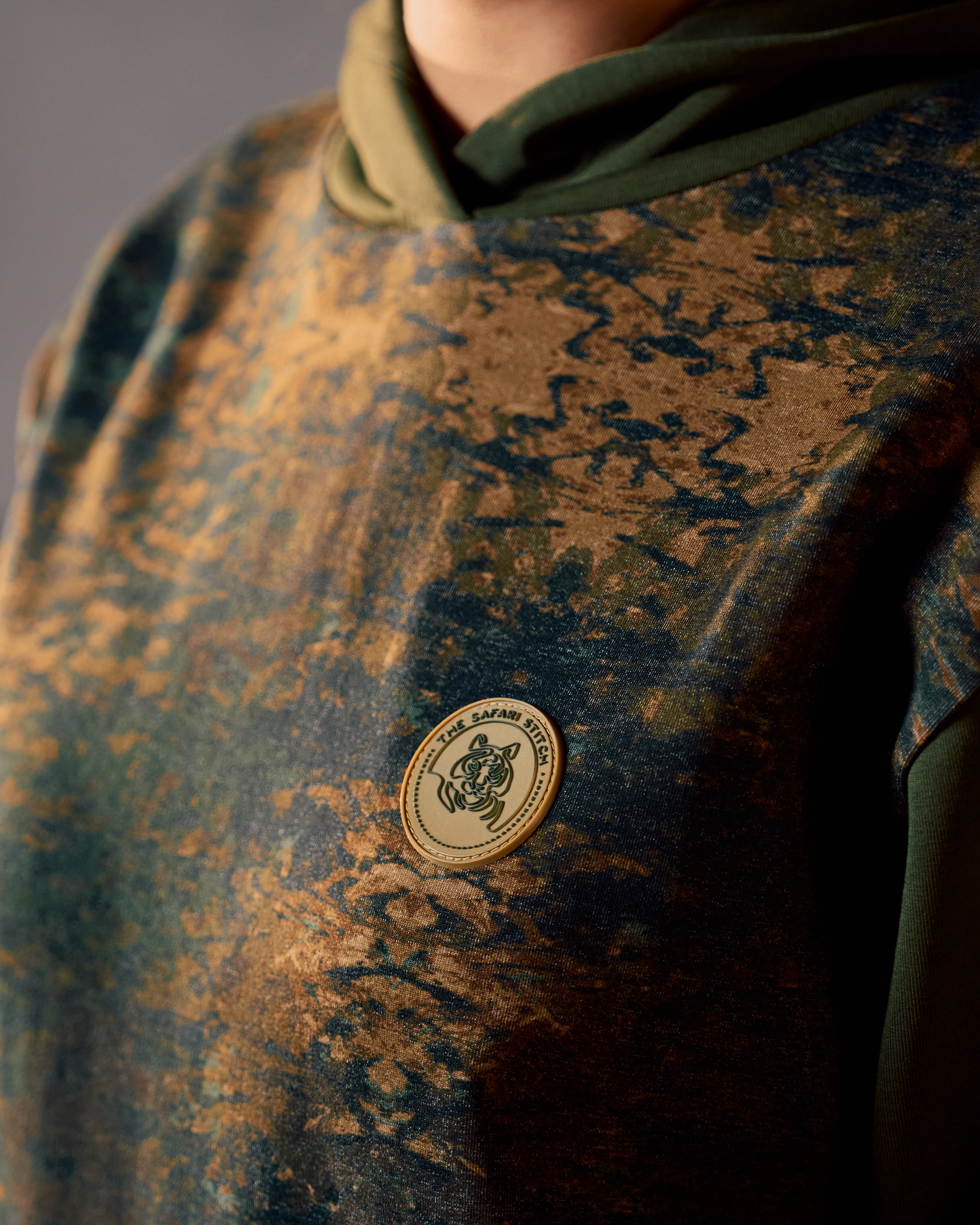 Canopy - Unisex hoodie in Camo