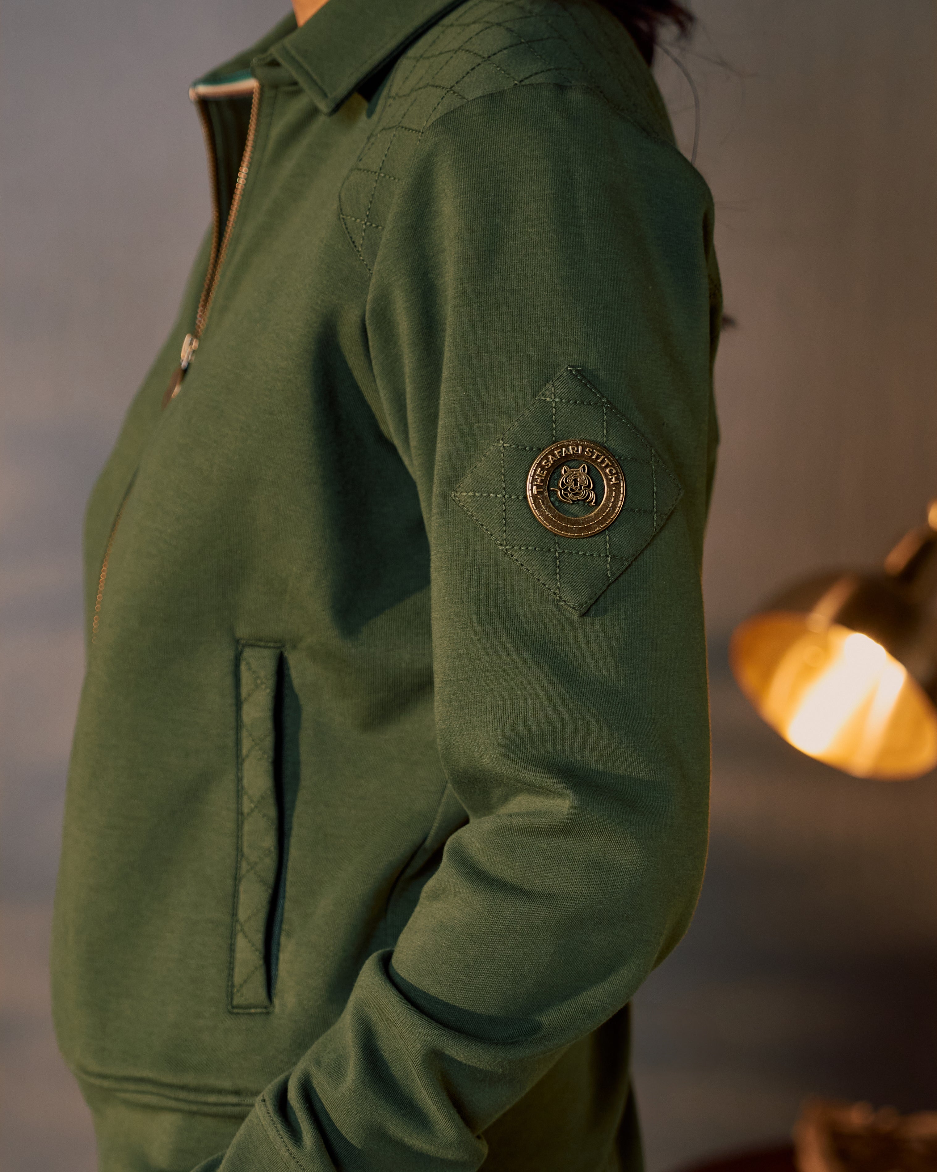 Nature Trail Quilted - Women's Zipper in Kombu Green