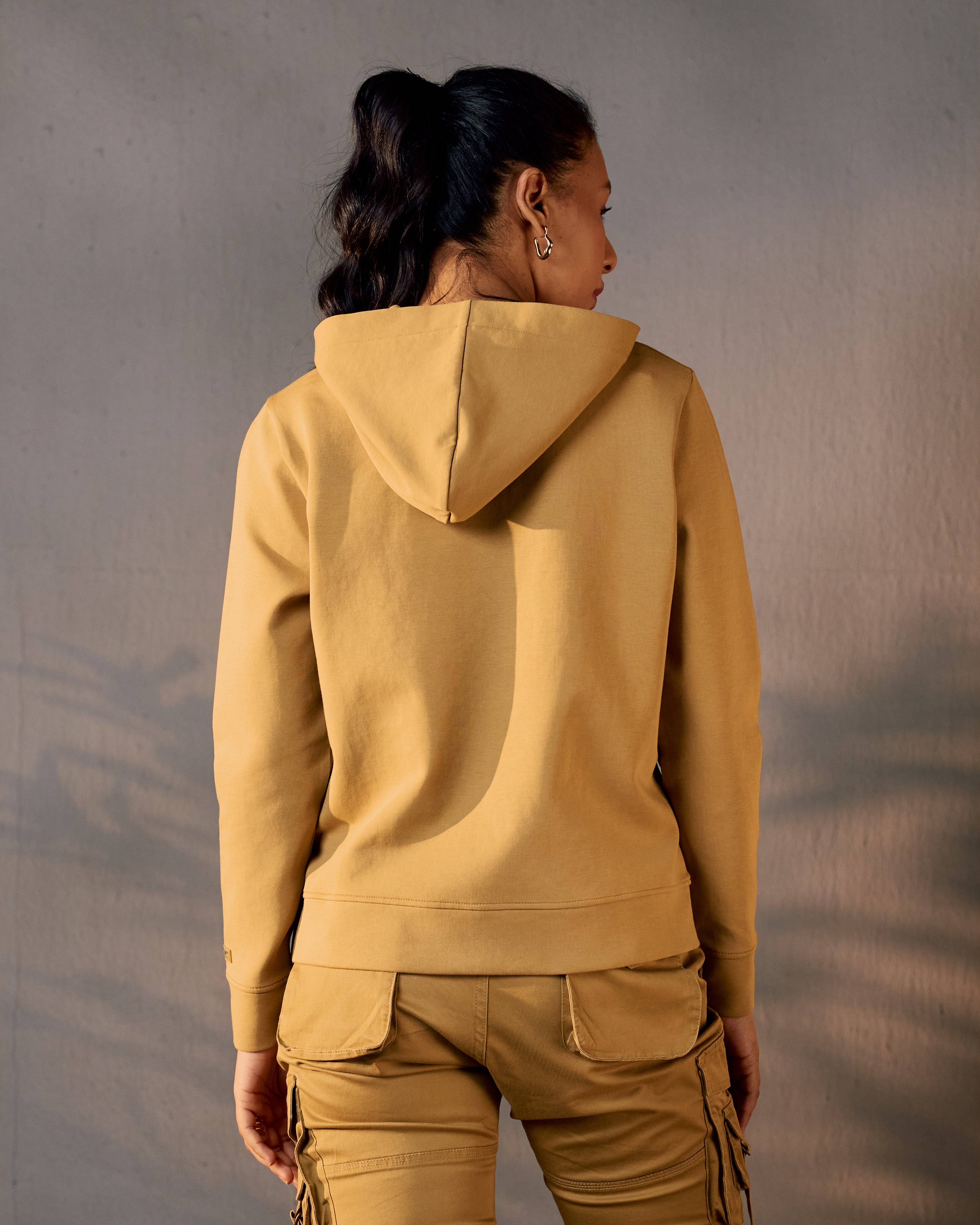Canopy Embossed - Women's Hoodie in Jungle Khaki