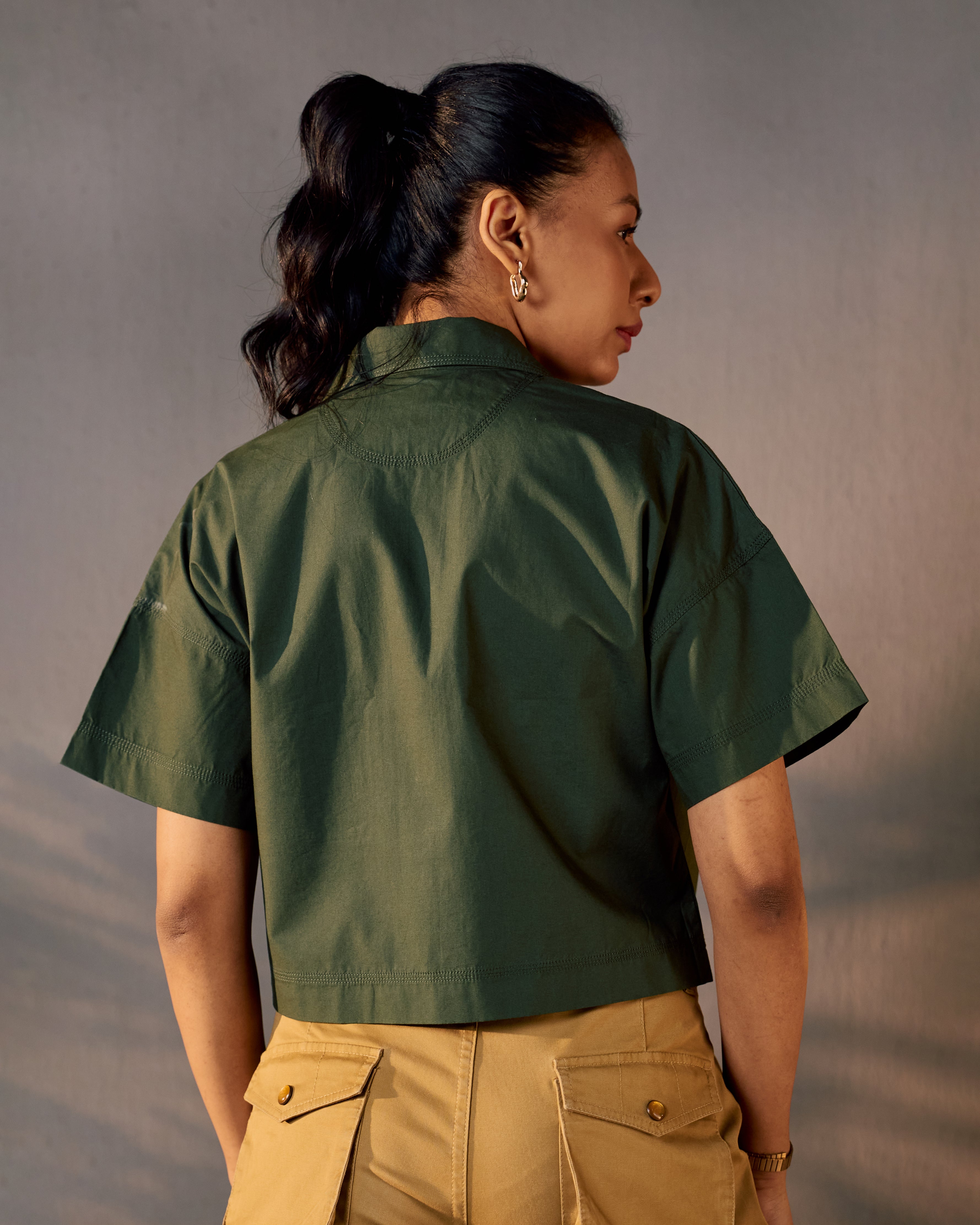Panthera Crop - Women's Safari Shirt in Kombu Green