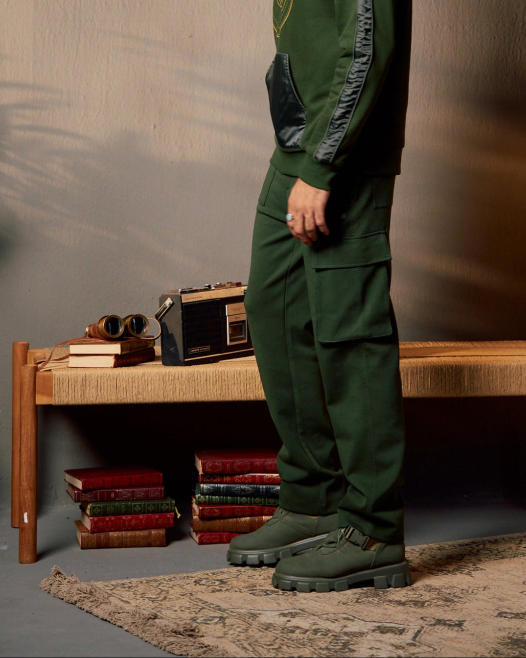 Forest Trail Utility - Men's Cargo Pants in Kombu Green