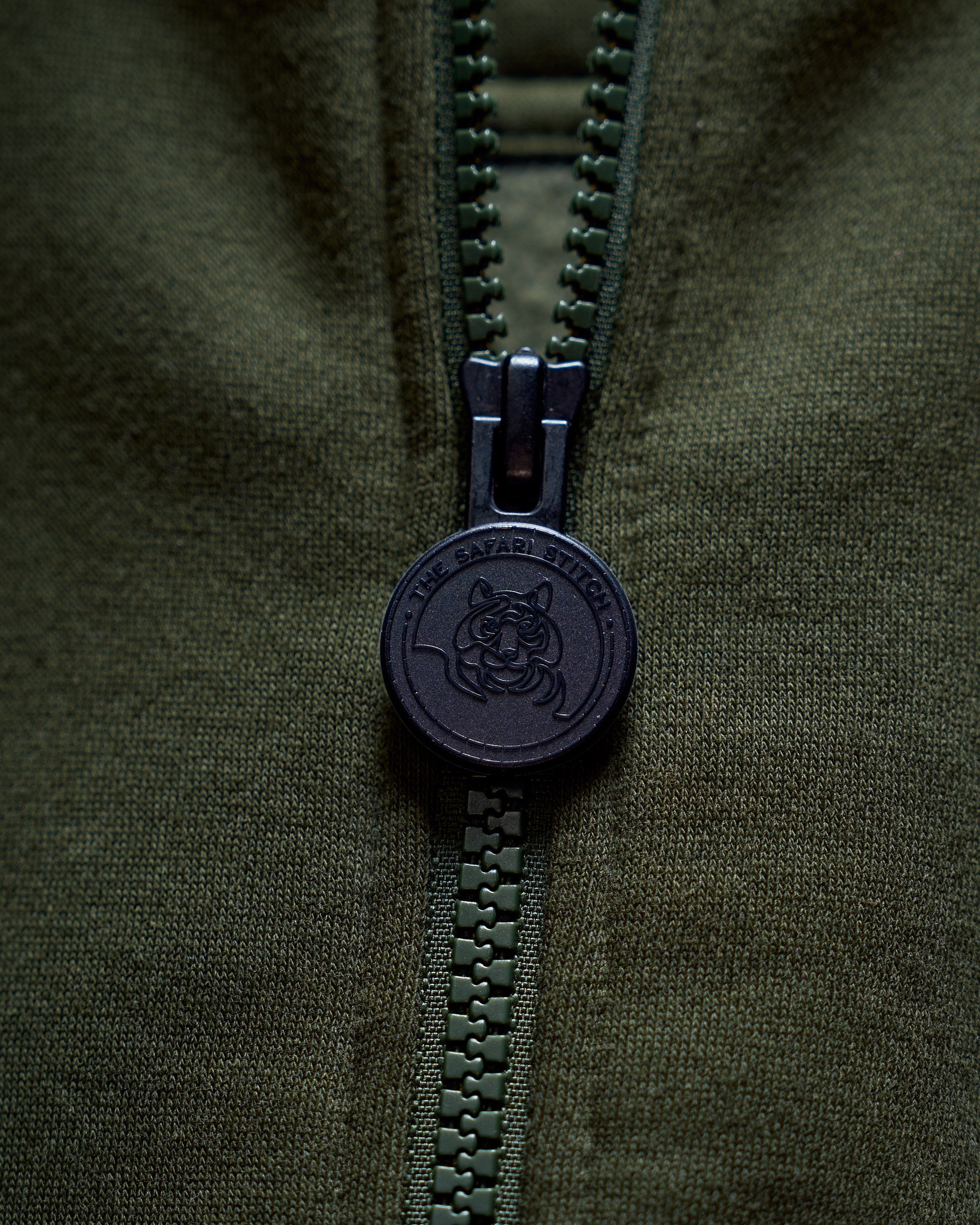Forest Trail – Men’s Classic Zipper in Kombu Green