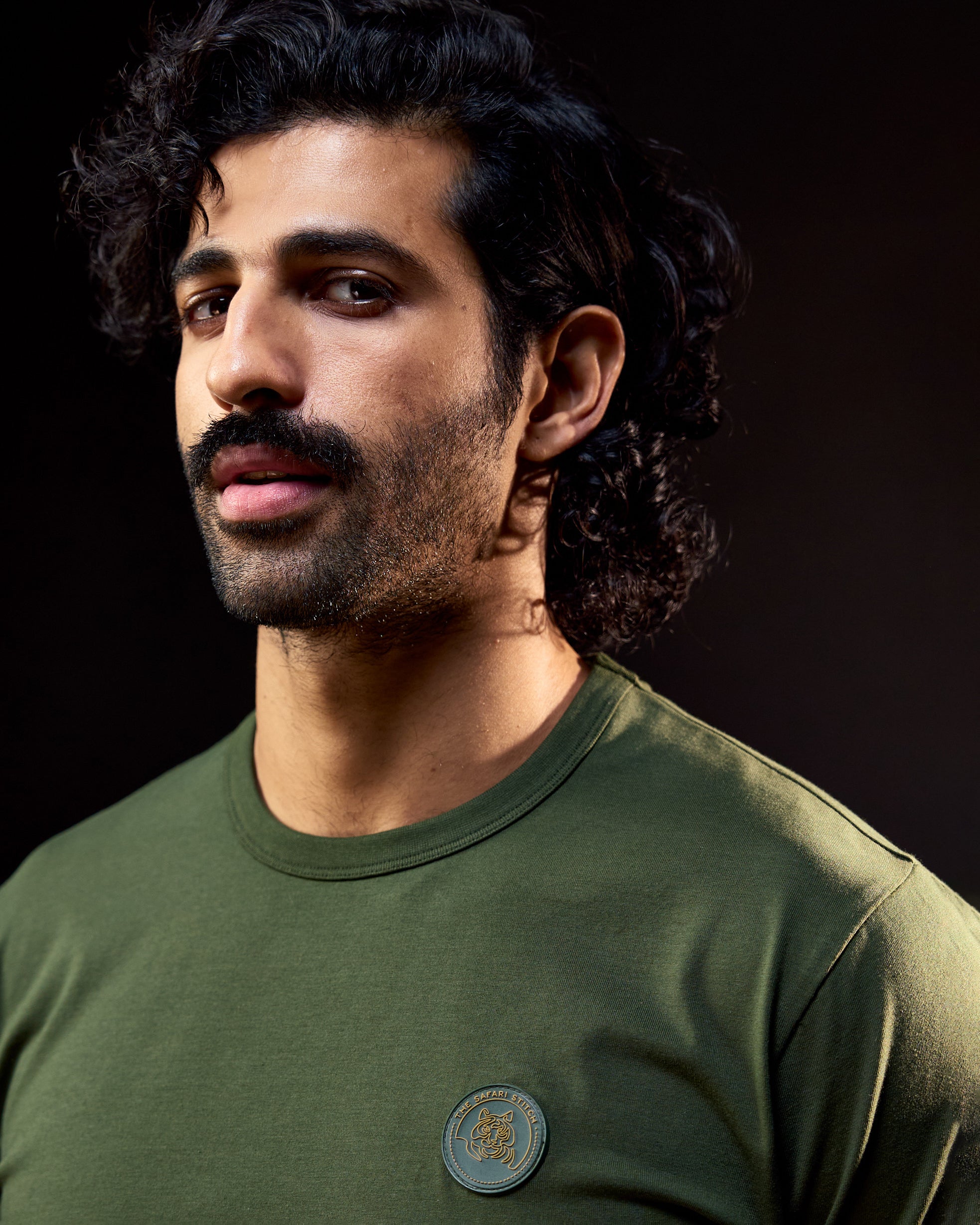Tiger Crest - Men's Safari Tee in Kombu Green