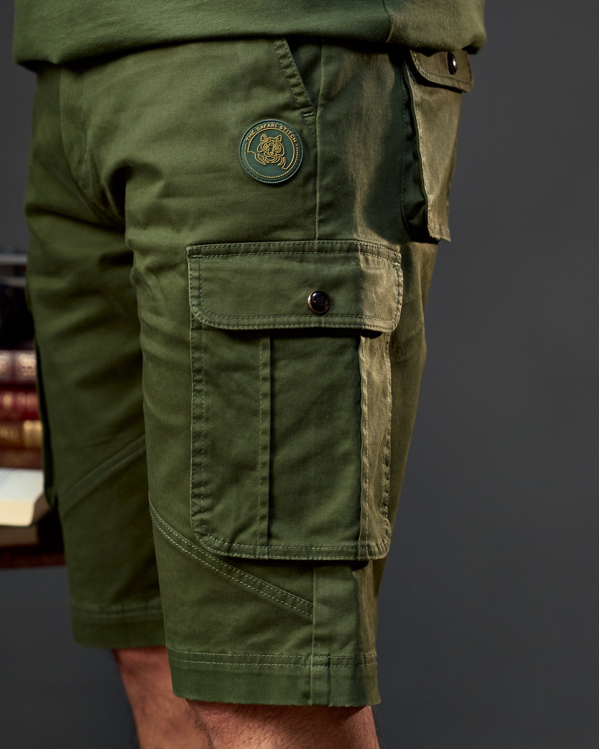 The Explorer Flow - Men's Cargo Shorts in Kombu Green