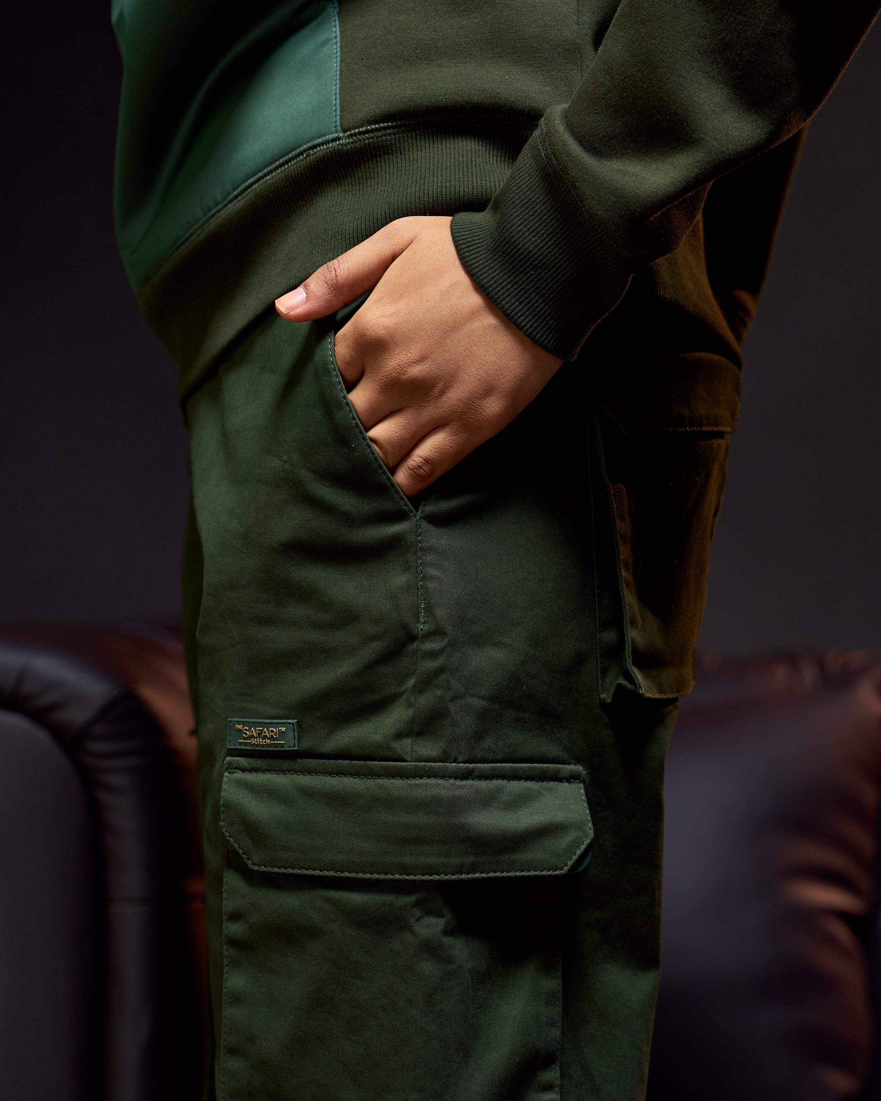 The Explorer Utility - Women's Cargo Pants in Kombu Green
