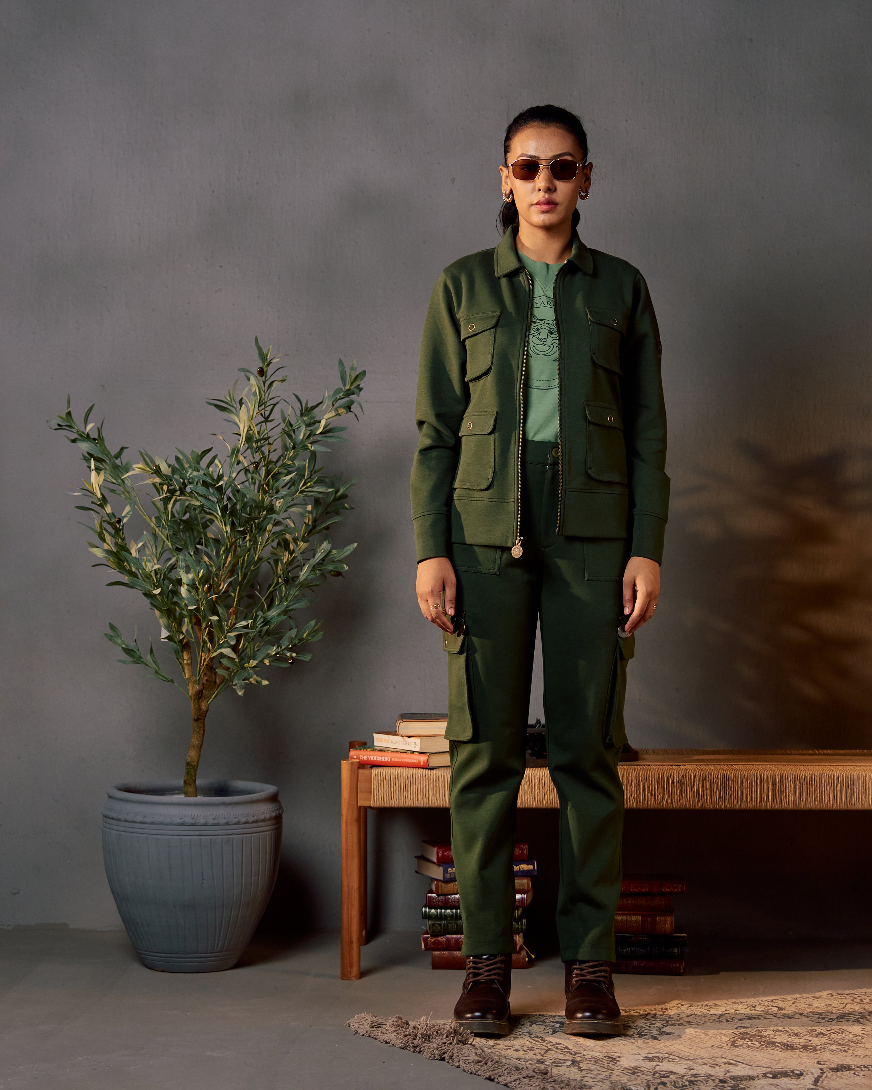Nature Trail Utility - Women's Pants in Kombu Green