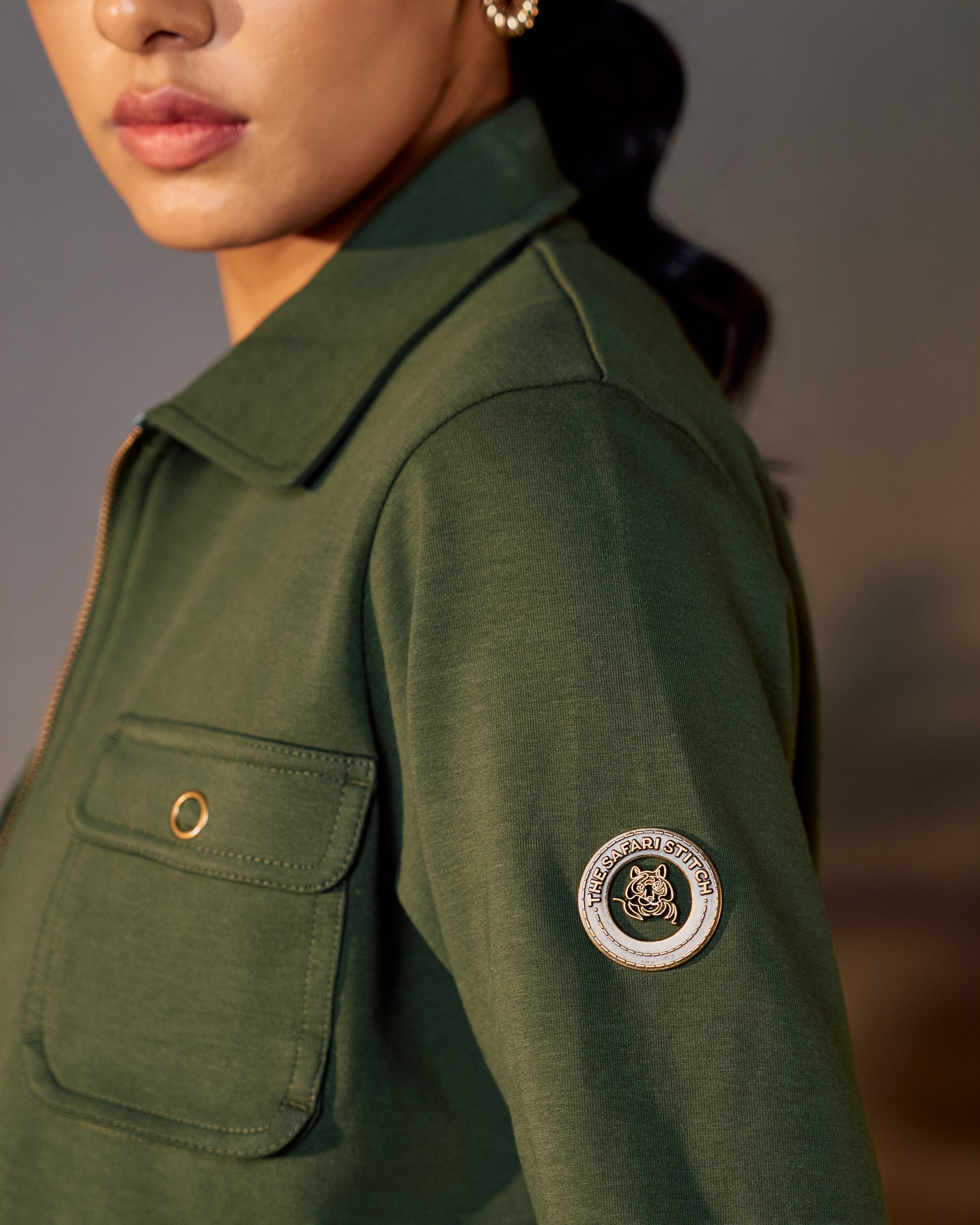 Nature Trail Utility - Women's Zipper in Kombu Green