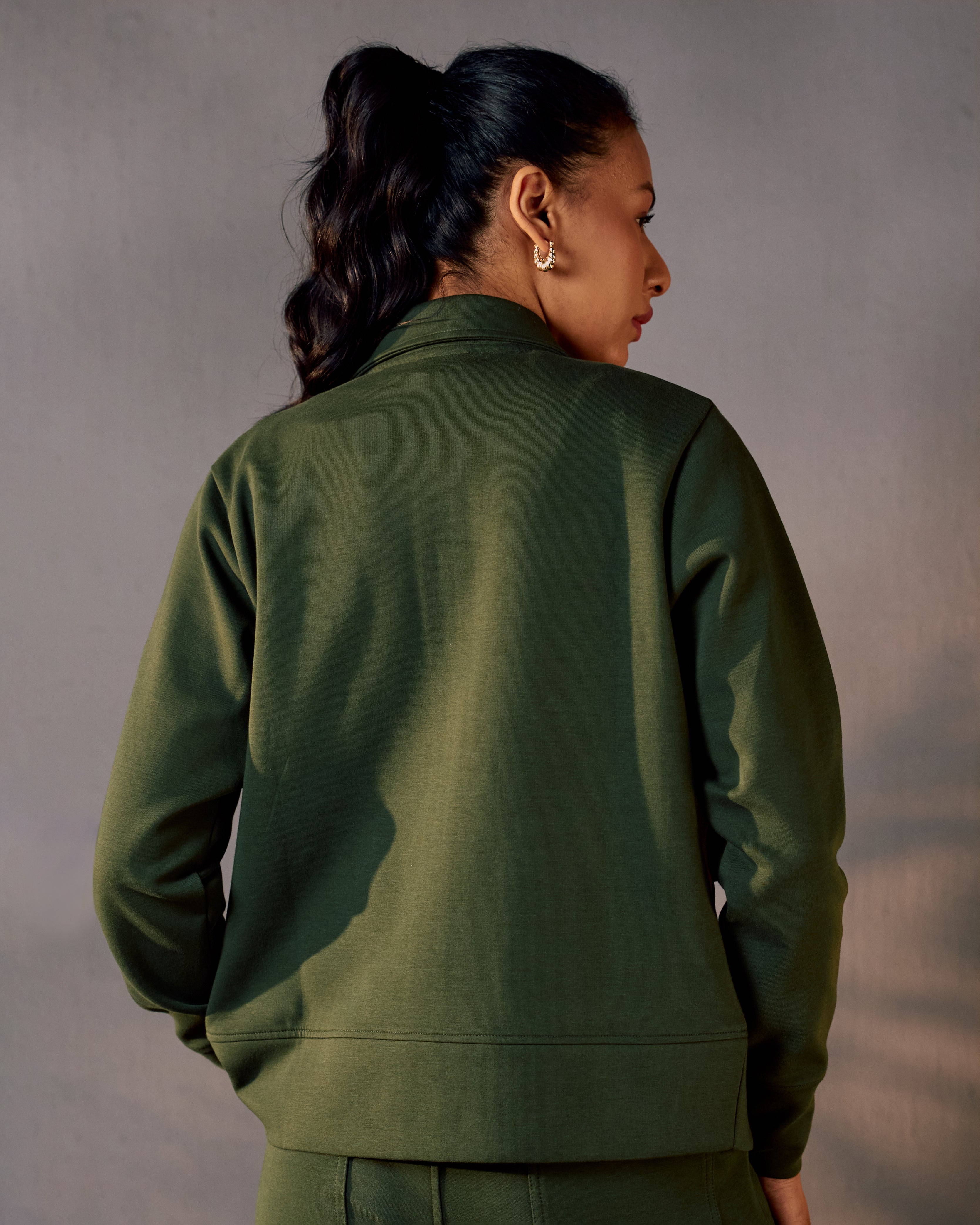 Nature Trail Utility - Women's Zipper in Kombu Green
