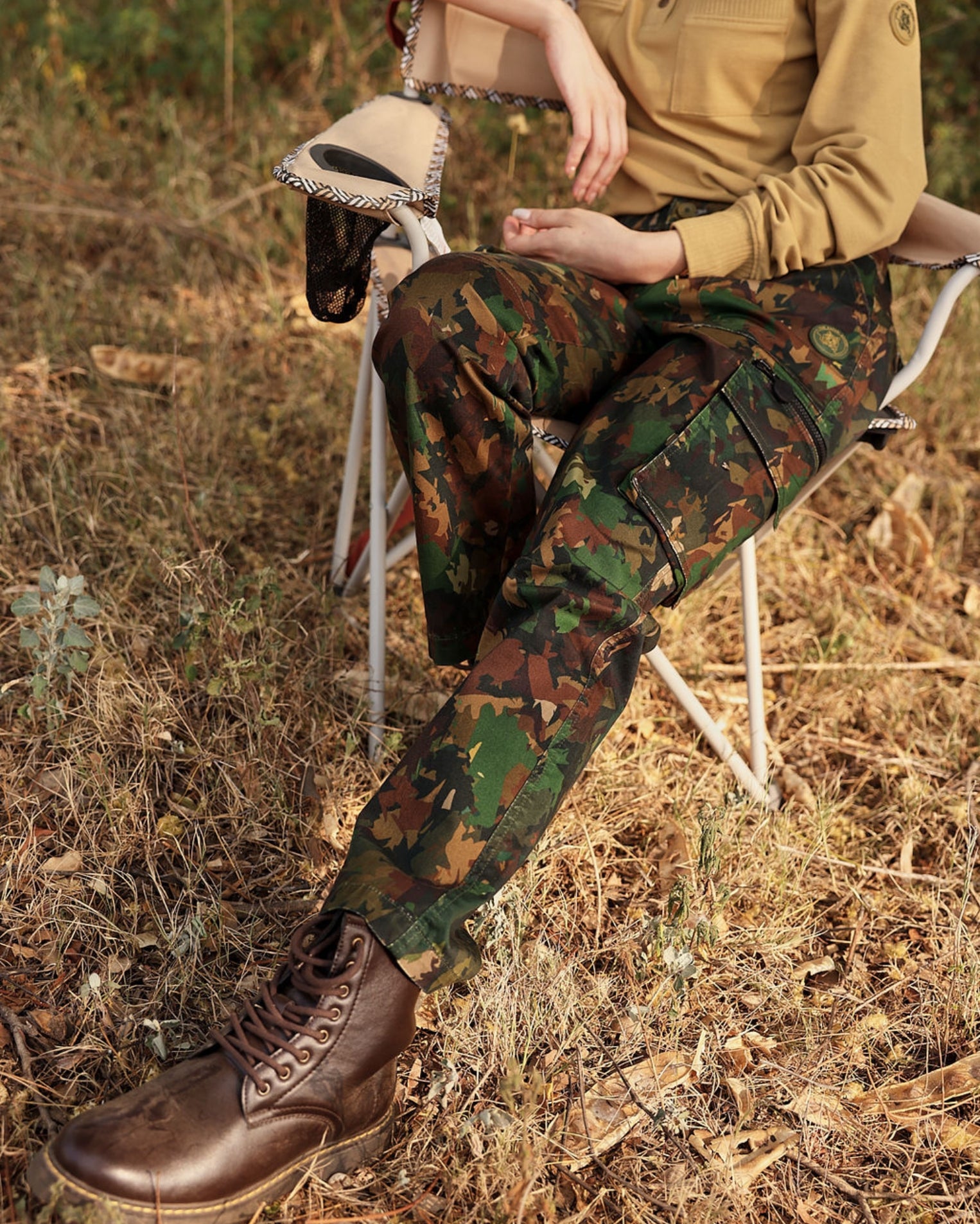 The Explorer Stealth - Women's Cargo in Camo